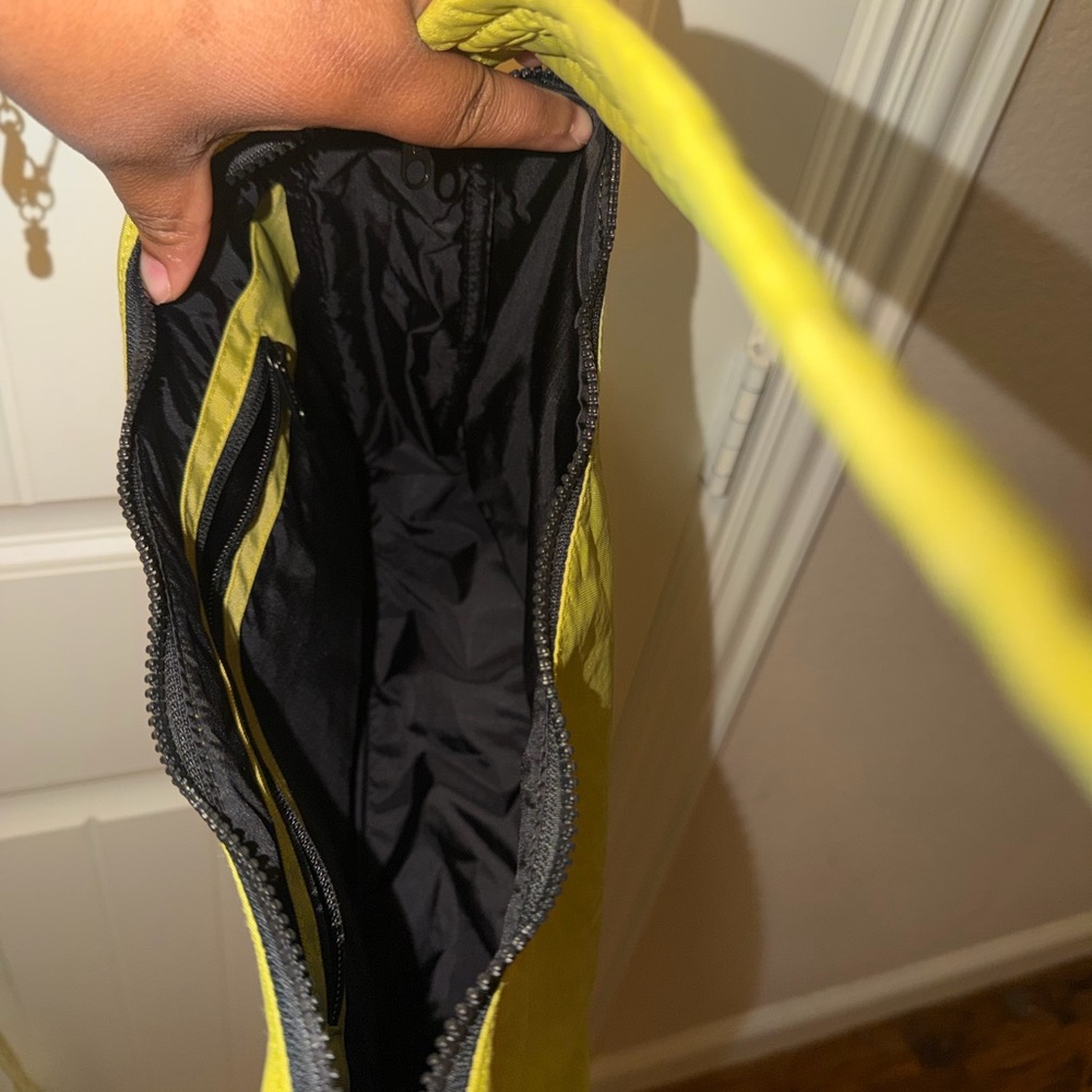 BAGGU shoulder bag in Lemongrass! - Picture 5 of 5